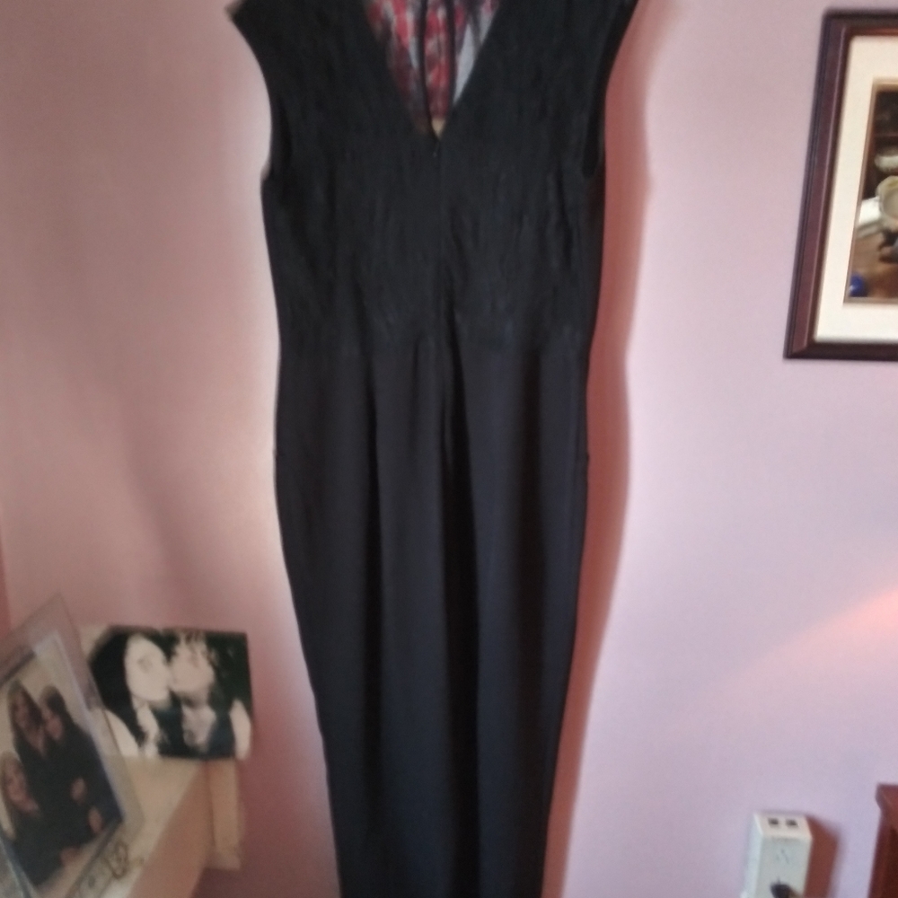 Silken Jumpsuit Lace V back with zipper